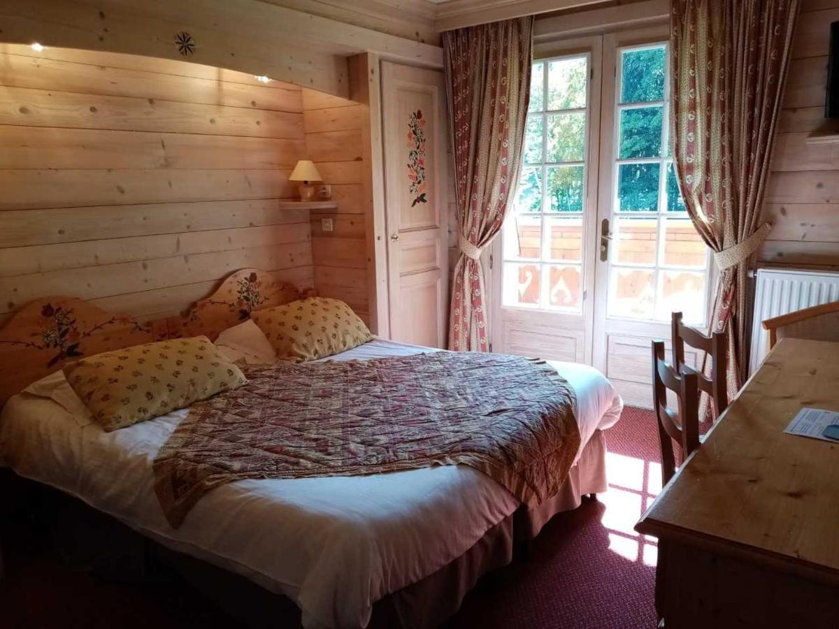 Hotel Les Sapins 拉克吕萨 外观 照片