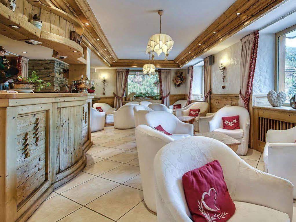 Hotel Les Sapins 拉克吕萨 外观 照片