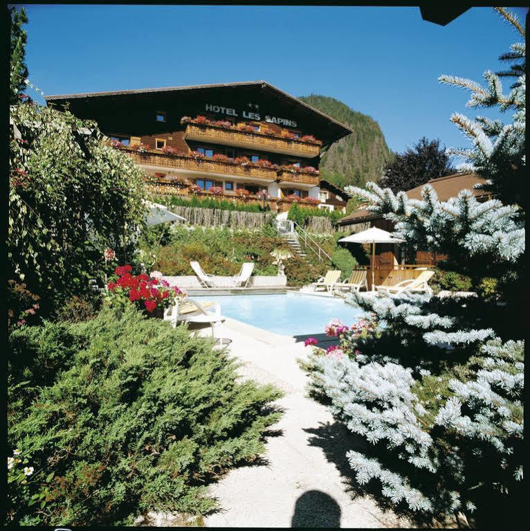 Hotel Les Sapins 拉克吕萨 外观 照片